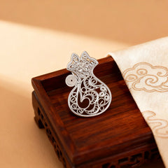 Chinese Silver Filigree Intangible Heritage Cat - Shaped Openwork Brooch - YHS-ICH